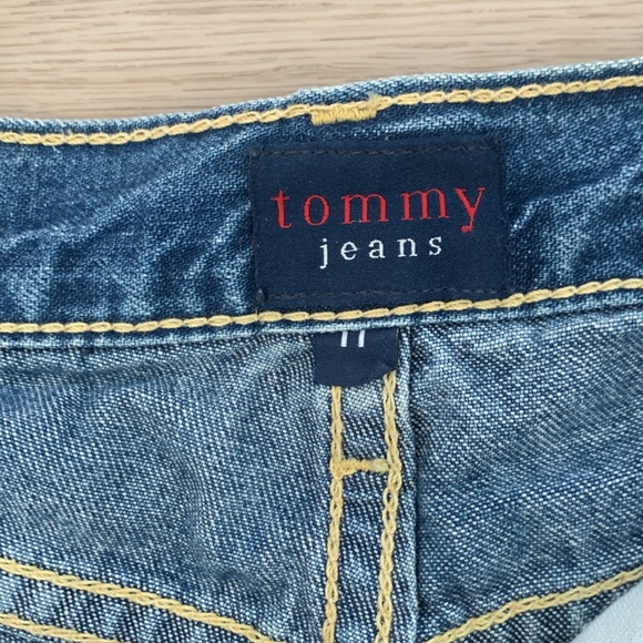 Tommy Hilfiger Jeans Denim Shorts - Picture 5 of 6